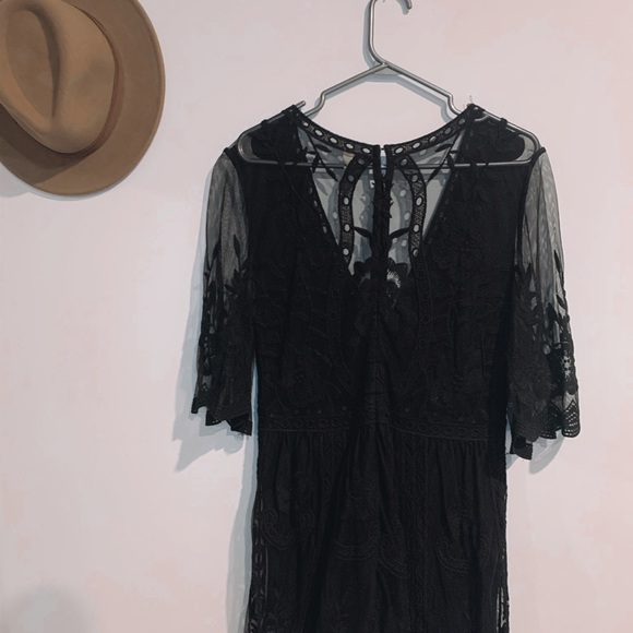 Black lace romper - Picture 2 of 2